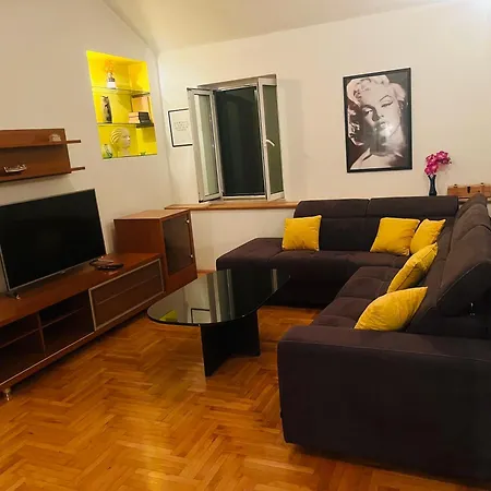 Poetry House בית הארחה ספליט